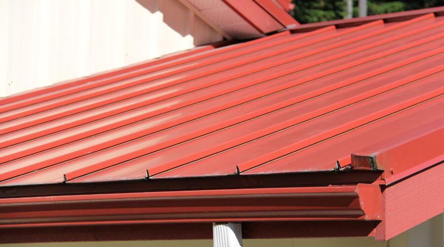 Professional gutter cleaning in Bradenville, PA